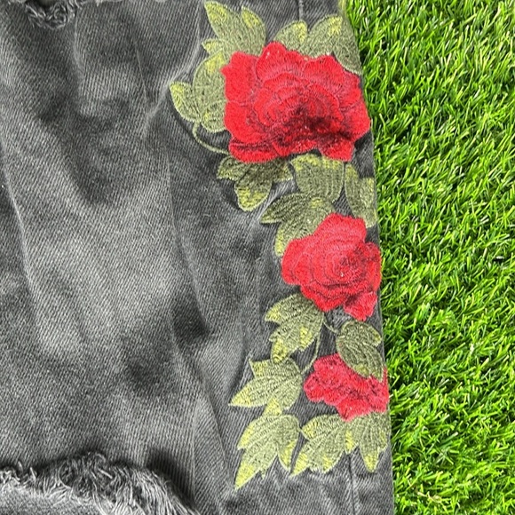 PACSUN Black Distressed Roses Jeans size 30 - Picture 8 of 12